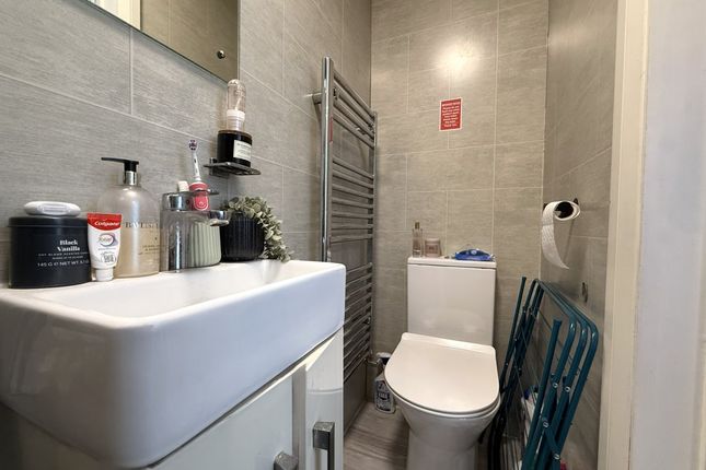 133 Room 7, Wembley Hill Road, Greater London photo 3