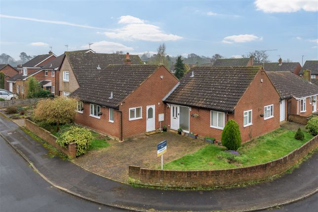 Thumbnail Bungalow for sale in Moorlands Road, Wing, Buckinghamshire