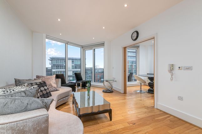 Flat for sale in Juniper Drive, London