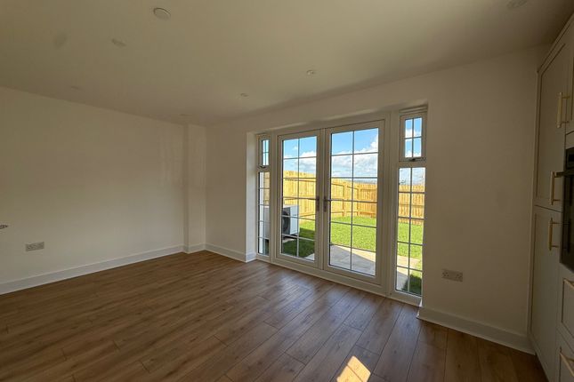 The Hyatt, Maple Walk, Plot 31, Sandy Lane, Cowbridge photo 4