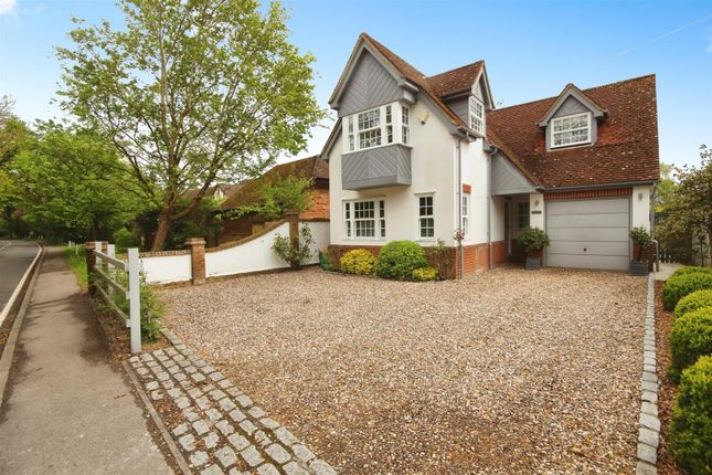 Thumbnail Detached house for sale in Lodge Road, Hurst, Reading