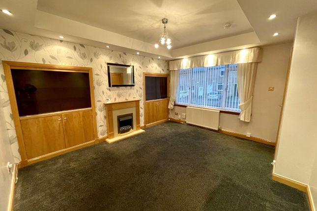 114, Paterson Park, Glenrothes photo 3