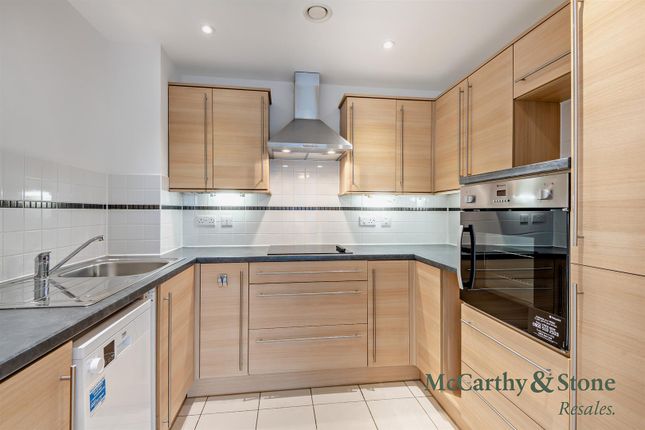 25 Turnbull Place, Ingles Road, Folkestone photo 4