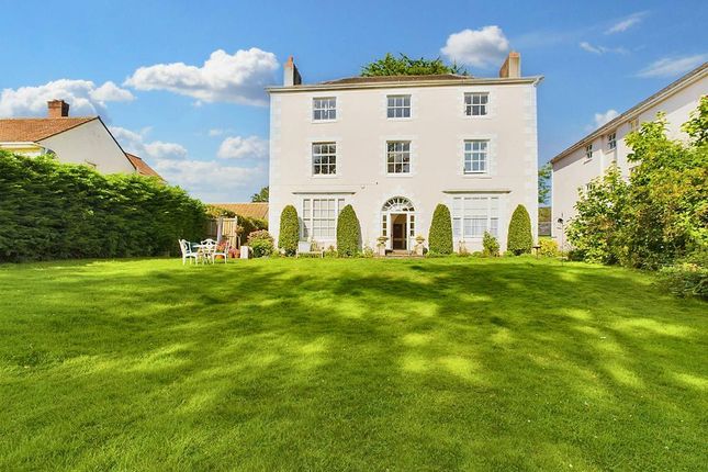 Thumbnail Flat for sale in New Market Street, Usk