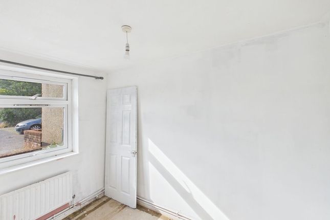 19, Rosehill Gardens, Penzance photo 4