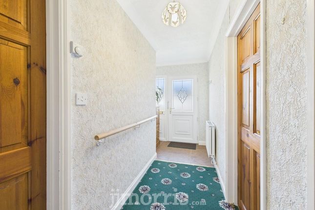 125 Maesglas, Cardigan photo 4