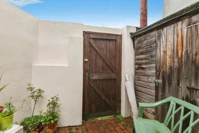 45,, Clifton Road, Devon photo 4