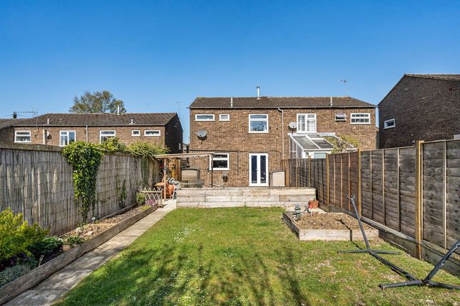 67, Williams Close, Milton Keynes photo 4