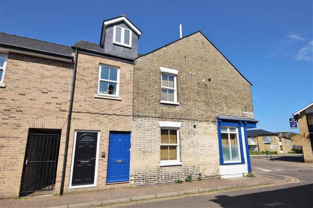 Thumbnail Flat for sale in Blossom Street, Cambridge