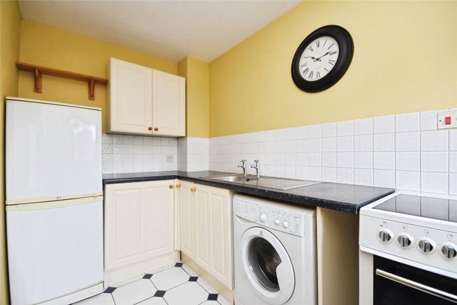 11, Beadle Way, Chelmsford photo 4