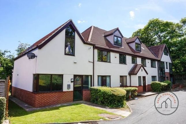 Well-Maintained, Modern-Looking Property With Cris...