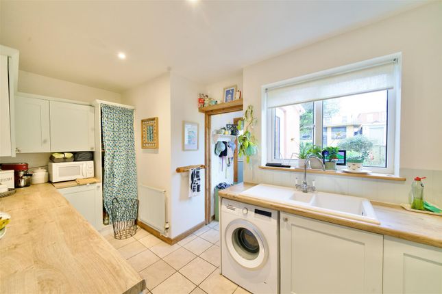 14,, Parkmead Road, Weymouth photo 4