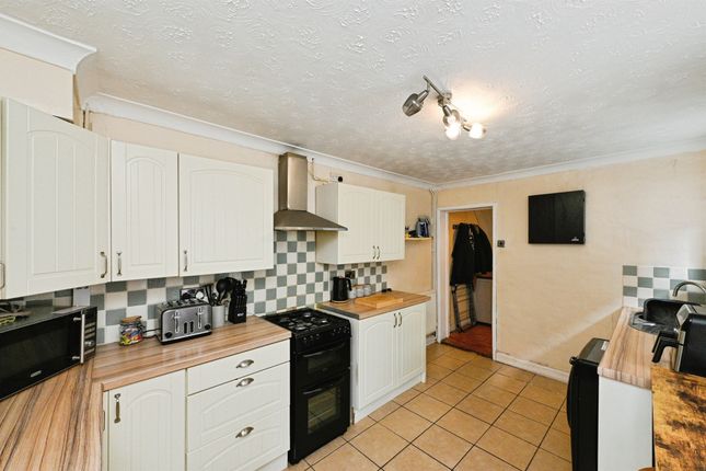 235, Saddlebow Road, King's Lynn photo 2