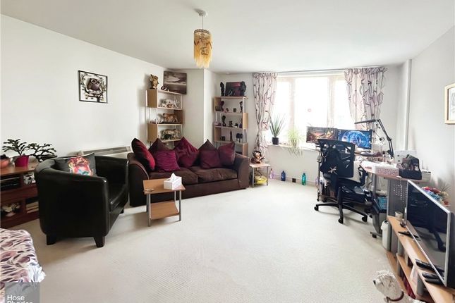 Flat 2, 1, Oak Vale, Ryde photo 3