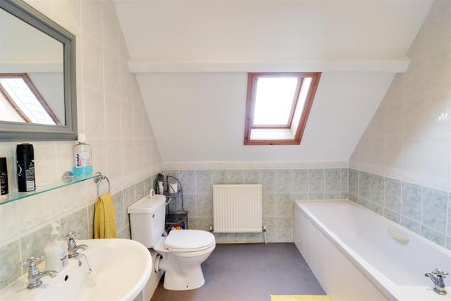 Flat for sale in Westhill, Hessle