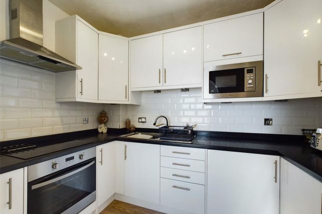 Flat for sale in Ellencliff Drive, Anfield, Liverpool