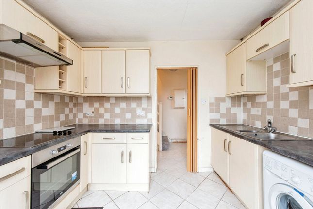 Flat for sale in Stroud Crescent, London, London