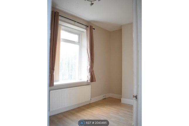 Terraced house to rent in Helen Street, Blaydon-On-Tyne