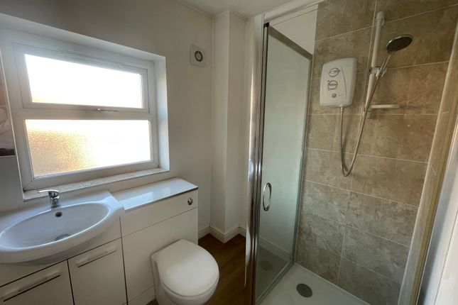 57, Nottingham photo 4