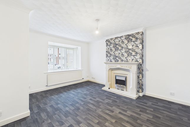14, Wood Vale, St Helens photo 2