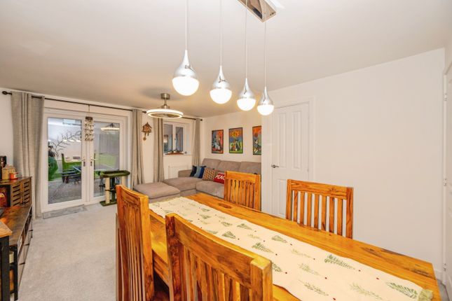 Vicar Wood Way, Derby photo 4
