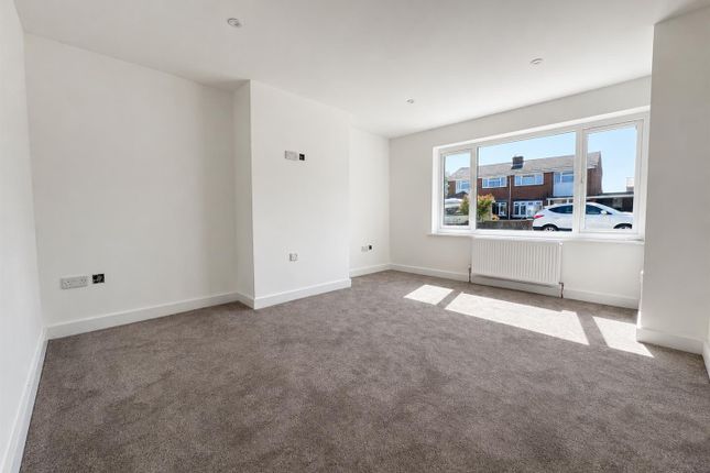 14, Kennedy Avenue, Fareham photo 5
