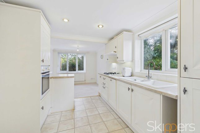 2a Richmond Drive, New Romney photo 3
