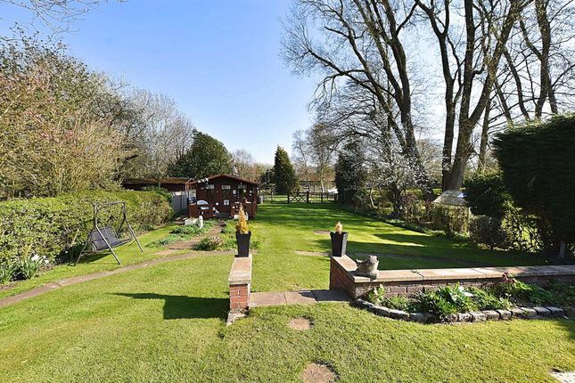 Rose Croft Martins Moss Lane, Sandbach photo 3