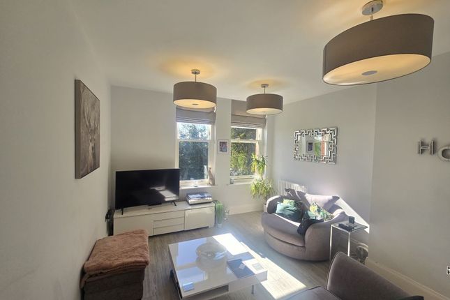 51, Gwendolyn Drive, Coventry photo 4