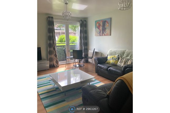 Flat, Firpark Court, Glasgow photo 3