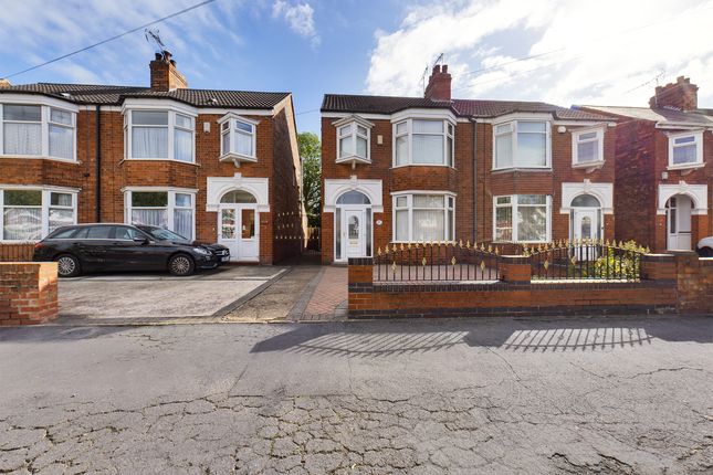 Thumbnail Semi-detached house for sale in James Reckitt Avenue, Hull