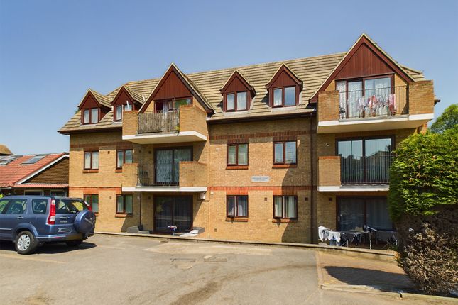 Thumbnail Flat for sale in Balmoral Court, Baring Road, Lee