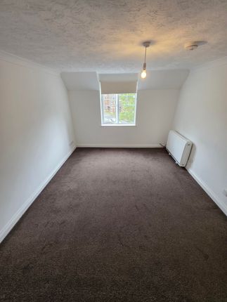 Flat 18 , Troy Close, Oxford photo 4