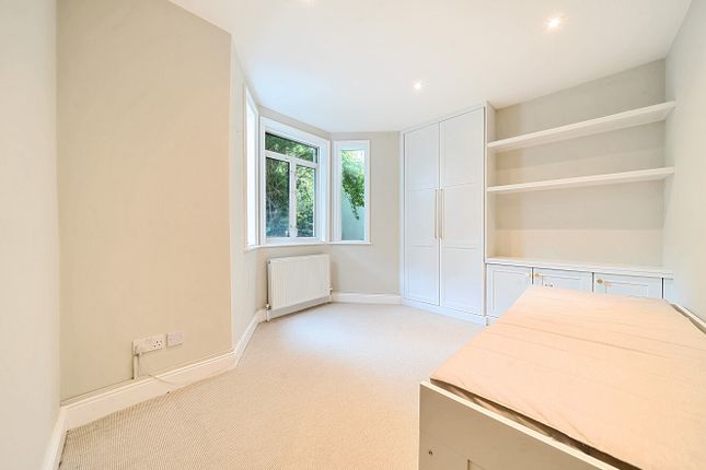 Flat for sale in Cathnor Road, London
