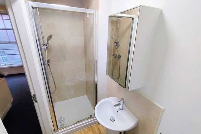Room 1, 1b, School Street, Wolverhampton photo 4