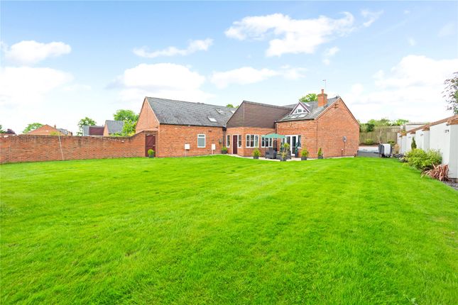 Thumbnail Semi-detached house for sale in Chestnuts Close, Sutton Bonington, Loughborough, Leicestershire