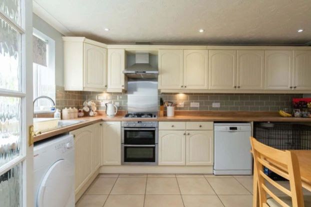 Semi-detached house to rent in Bluebell Close, Spalding, Lincolnshire