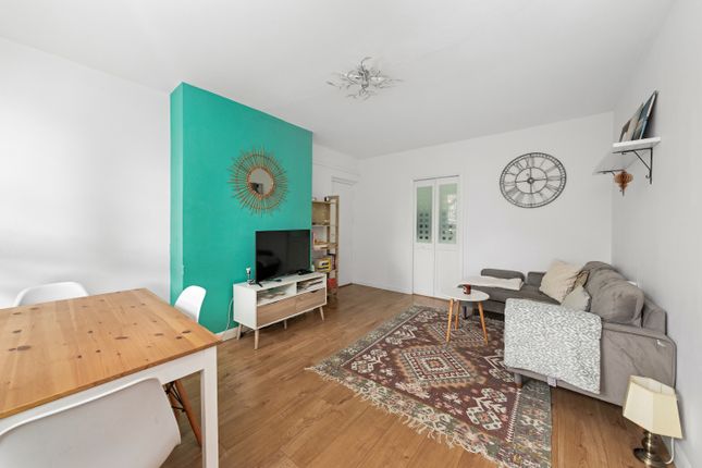2-bed flat on 96, Plough Way, London, £390,000