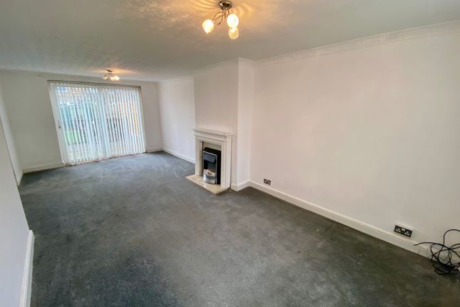 79, Nottingham photo 2