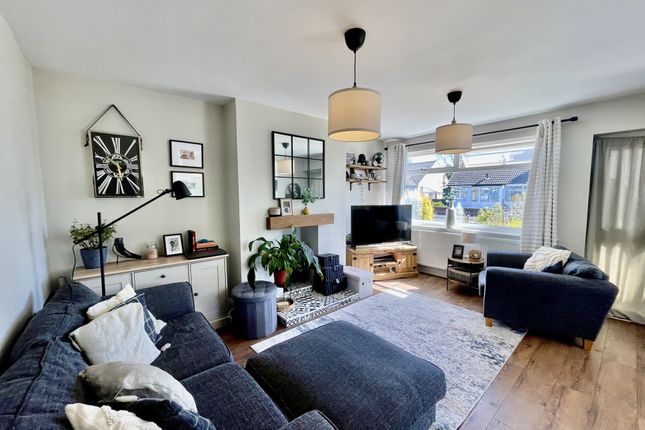 8, Holmefield Road, Knott End on Sea photo 2