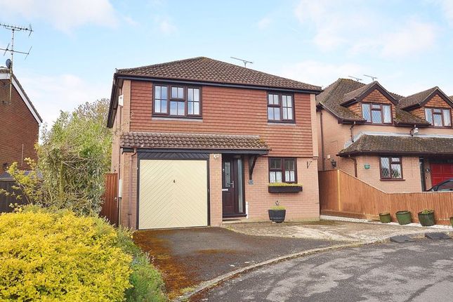 Thumbnail Detached house for sale in Wycombe Road, Saunderton, High Wycombe