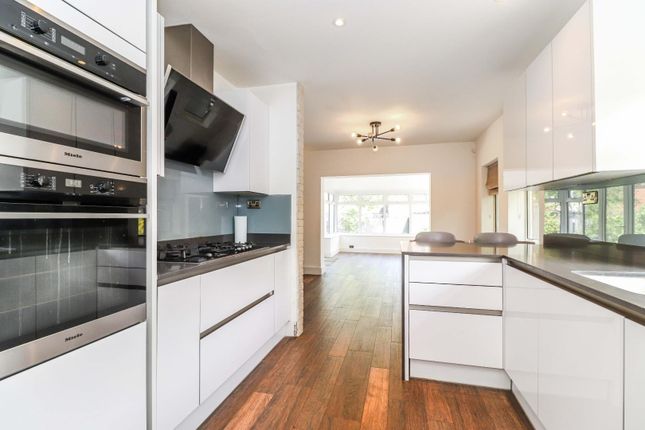 32, Hazel Road, St. Albans photo 3