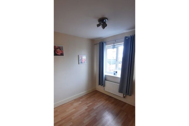 Town house for sale in Quintonside, Northampton