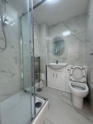 8, Pickett Avenue, Oxford photo 3