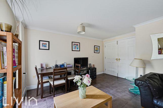 Flat 3 Marlborough Court, South Croydon photo 4