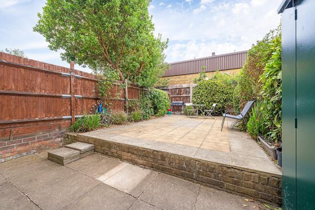 24, Kildoran Road, London photo 2