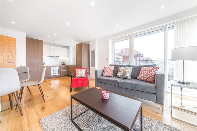Flat for sale in Elstree Apartments, 72 Grove Park, Colindale, London