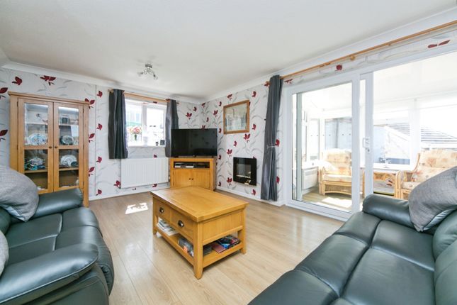 20, Cil Y Graig, Isle of Anglesey photo 2