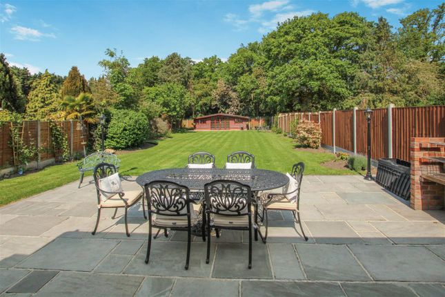 3, Nags Head Lane, Brentwood photo 4