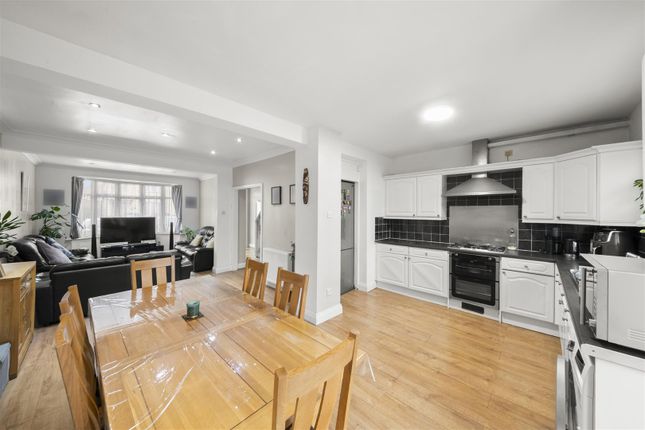 48, Bycroft Road, Southall photo 2